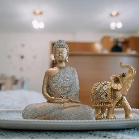 Estell's Sweet Luxury House Volos