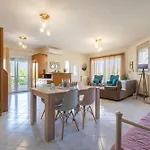 Appartement Estell's Sweet Luxury House