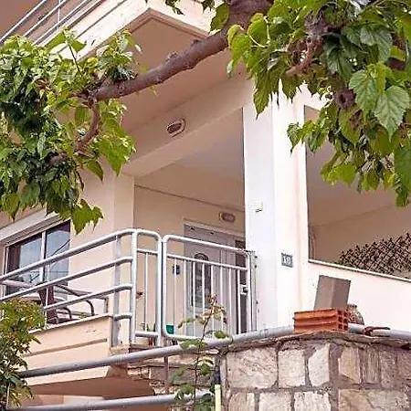 Apartment Estell's Sweet Luxury House