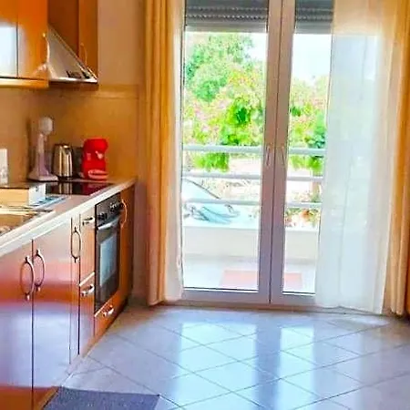 Estell's Sweet Luxury House