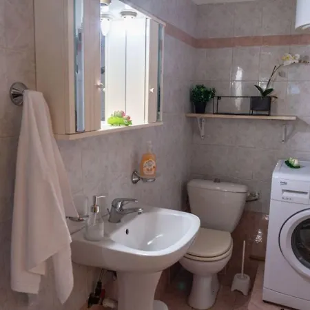 Estell's Sweet Luxury House شقة فولوس