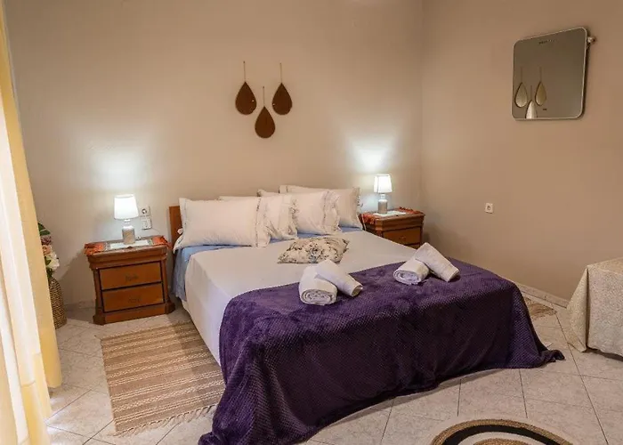 Estell's Sweet Luxury House